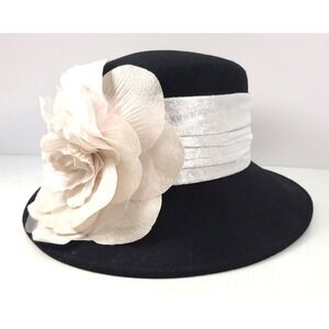 August Hat Co Wide Brimmed Felt Hat‎ w Pale Pink Flower Ivory Velvet Band